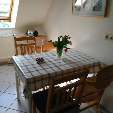 Feldgefluester Apartment *